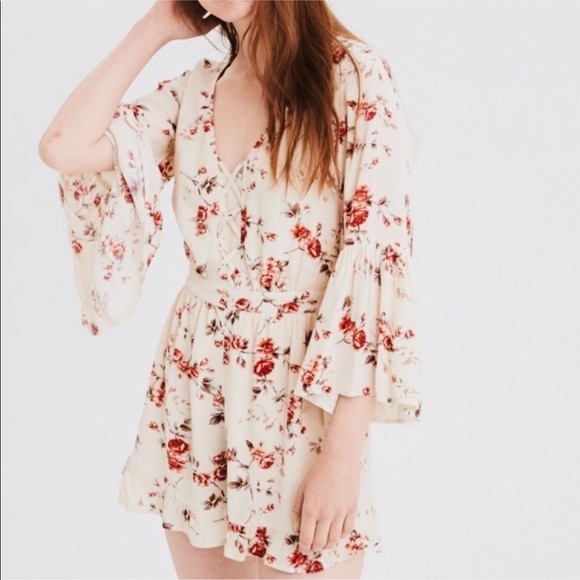 American Eagle Outfitters Pants - American Eagle floral romper